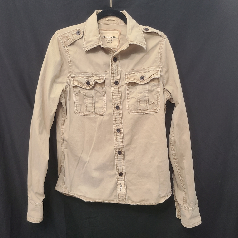 Abercrombie fitch Mens Longsleeve Distressed Muscle Khaki Buttondown Pocket